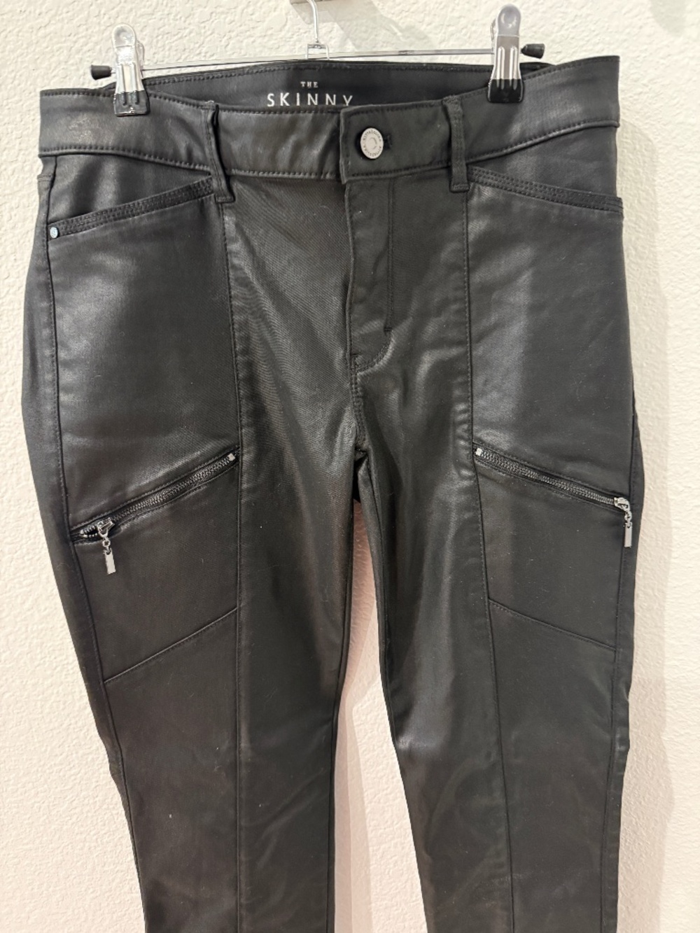 White House Black Market | BLACK Faux Leather THE SKINNY Moto Jeans Pants | 8S